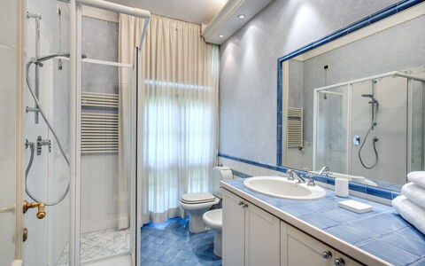 Villa Alfresco: Plumbing Fixture, Flooring, Interior Design, Floor, Bathroom, Sink, Tap, Plumbing, Lighting, Room