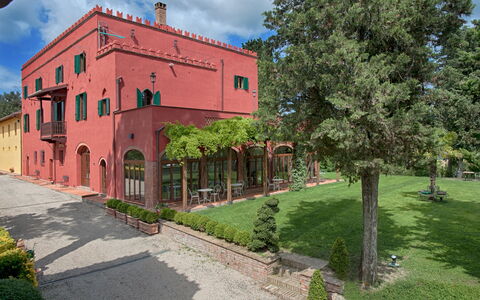 Tenuta Cambiano: Property, Building, Estate, Real Estate, House, Architecture, Villa, Tree, Land Lot, Hacienda