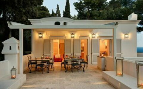Villa Marina Little Beach: Building, Furniture, Door, Interior Design, Tree, Sky, Chair, Shade, Real Estate