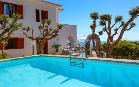 Villa Nerano: Blue, Swimming Pool, Resort, Eco Hotel, Hacienda, Estate, Villa, Hotel, Thermae, Resort Town