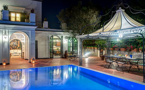 Palazzo Villa Dei Nobili: Water, Property, Furniture, Swimming Pool, Plant, Blue, Azure, Building, Sky, Tree