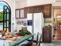 palazzo-villa-dei-nobili-santa-agata-sui-due-golfi-villa-kitchen