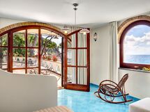 appartamento-lobra-massa-lubrense-apartment-living-room