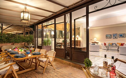 Country Lemonvilla: Plant, Table, Furniture, Property, Chair, Flowerpot, Houseplant, Interior Design, Lighting, Architecture
