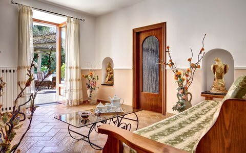 La Villa Dell'olio: Furniture, Property, Table, Building, Picture Frame, Wood, Textile, Flooring, Architecture, Interior Design