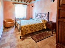 Accommodation:&nbsp;Tormalina