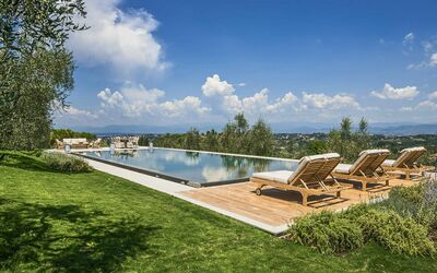 The swimming pool