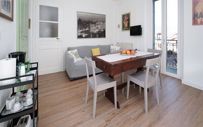 Accommodation:&nbsp;Tiffany 150.5