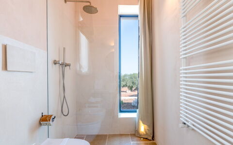 Villa Orama Estia Relais: Building, Property, Plumbing Fixture, Wood, Tap, Bathroom, House, Interior Design, Shade