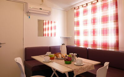 Accommodation:&nbsp;Happy Standard 604.1