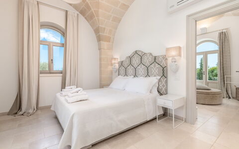 Villa Bellavista: Furniture, Property, Window, Comfort, Azure, Wood, Bed Frame, Interior Design, Plant, Building