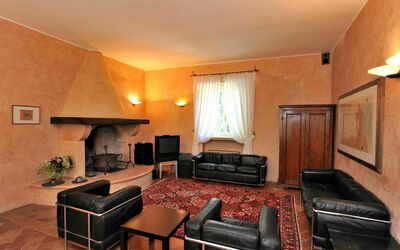 Accommodation:&nbsp;Villa Aria