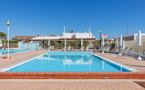 Villa Il Pesco: Water, Sky, Swimming Pool, Azure, Leisure, Composite Material, Outdoor Furniture, Recreation, Rectangle, Shade