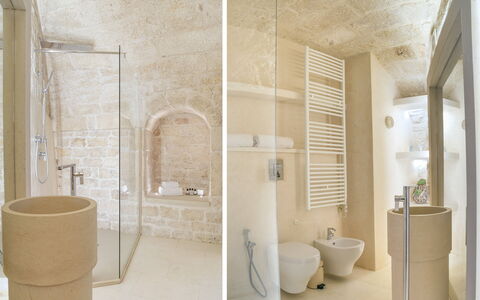 Accommodation:&nbsp;Room Romantic Grotta D'Agnano 8