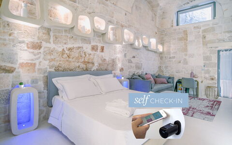 Accommodation:&nbsp;Porta San Demetrio Junior Suite 4