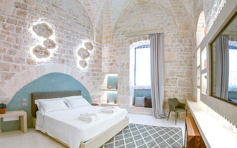 Vico Bianco Raro Rooms: Property, Furniture, Picture Frame, Window, Azure, Comfort, Building, Interior Design, Wood