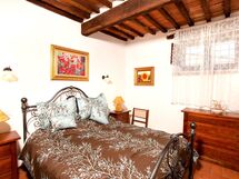 Accommodation:&nbsp;Camelia