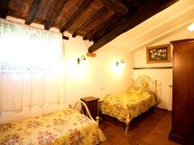 Accommodation:&nbsp;Camelia