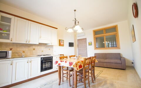 Accommodation:&nbsp;Suite Trilocale 2