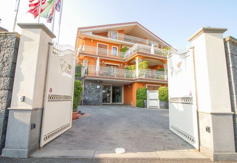 Etna Suites: Sky, Property, Building, Window, Urban Design, Residential Area, Facade, Real Estate, Door