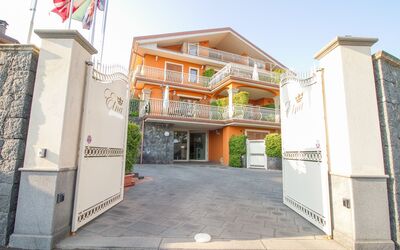 Etna Suites: Sky, Property, Building, Window, Urban Design, Residential Area, Facade, Real Estate, Door