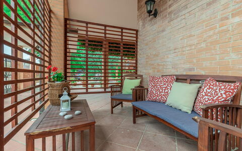 Villa Rosso Corbezzolo: Furniture, Plant, Wood, Interior Design, Building, Comfort, Wall, Floor, Shade, Flooring