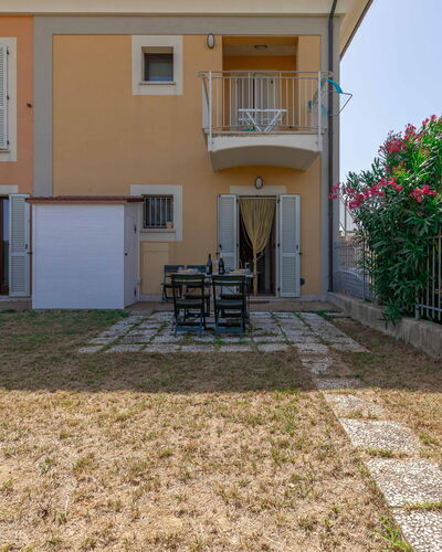 Casamare: Plant, Window, Property, Building, Door, House, Road Surface, Land Lot, Neighbourhood, Flower
