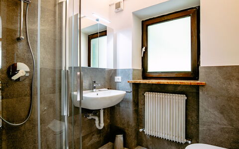 Accommodation:&nbsp;Cesa Minach 440.3