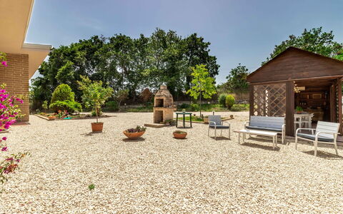 Villa Elpidio: Plant, Sky, Building, Tree, Land Lot, Shade, House, Grass, Real Estate, Leisure