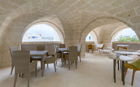 B&b Vico Bianco: Table, Furniture, Building, Chair, Interior Design, Shade, Floor, Wood, House, Flooring