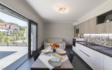 Accommodation:&nbsp;Ciliegiolo 388.5