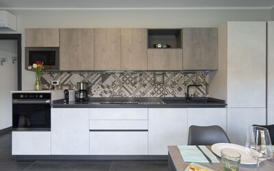 Accommodation:&nbsp;Ciliegiolo 388.5
