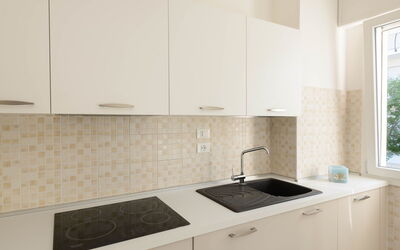 Accommodation:&nbsp;Venus 689.1
