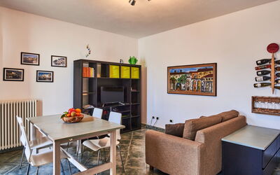 Accommodation:&nbsp;701 16.1