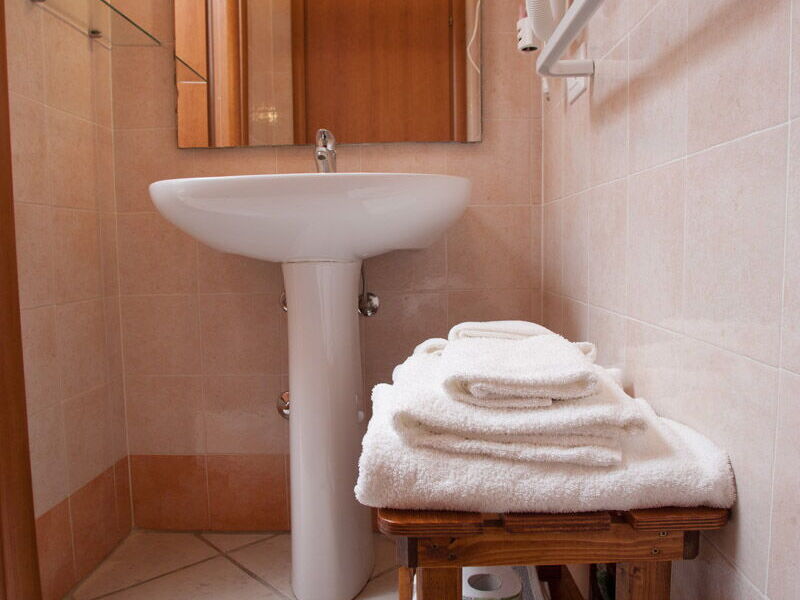 Accommodation:&nbsp;Baraka Apartments Mono 3