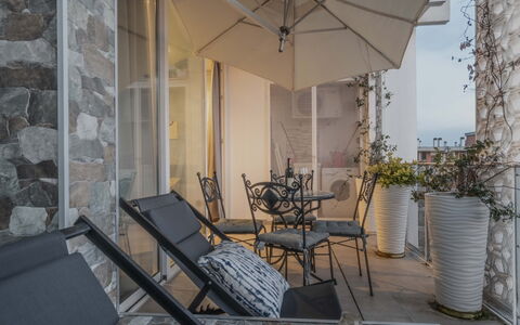 Florence Suite Apartment: Table, Furniture, Property, Building, Chair, Flowerpot, Plant, Shade, House, Wood