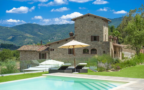 La Torre Di Panzano: Cloud, Plant, Building, Property, Sky, Water, Azure, Blue, Shade, Architecture