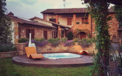 Casa Vacanze Paradiso: Plant, Water, Sky, Building, Window, Cloud, Tree, Door, Grass, House