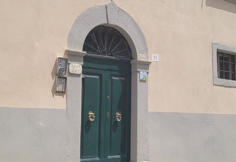 Casa Del Borgo: Window, Building, Blue, Door, House, Wood, Home Door, Tints And Shades, Facade