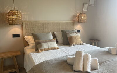 Accommodation:&nbsp;Casa Mia 4 654.4
