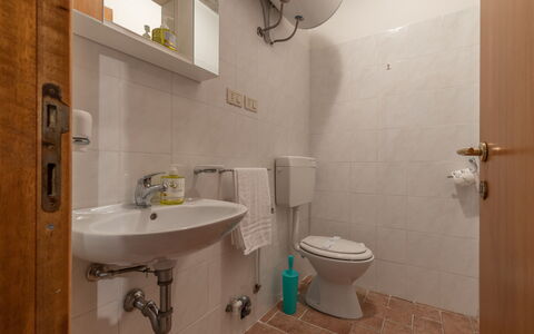 Casa Tramonti: Mirror, Sink, Plumbing Fixture, Property, Tap, Building, Bathroom Sink, Purple, Bathroom, Interior Design