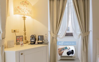 Accommodation:&nbsp;Iris Junior Suite 7, Dimora Osanna