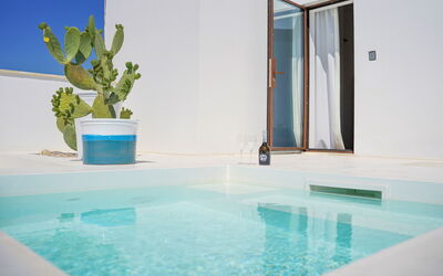 Accommodation:&nbsp;Suite 1 Deluxe: Sud Del Sud