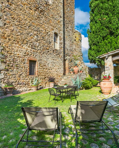 Sovicille 609: Sky, Property, Furniture, Table, Azure, Chair, Building, Window, Shade, Architecture