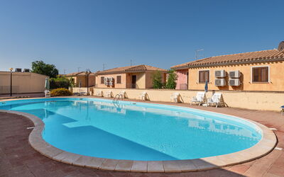 Accommodation:&nbsp;Bouganville 683.2
