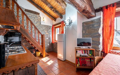Accommodation:&nbsp;Baita del Celtico 400.1