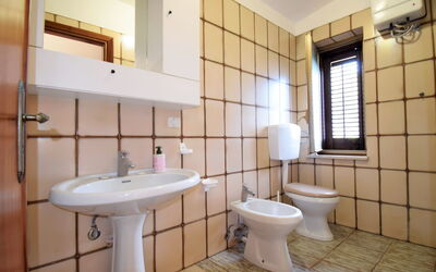 Accommodation:&nbsp;Luna 165.3