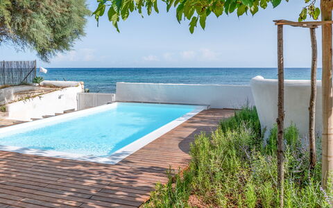 Villa Clementina: Water, Plant, Sky, Water Resources, Property, Swimming Pool, Azure, Rectangle, Tree, Shade