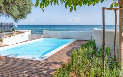 Villa Clementina: Water, Plant, Sky, Water Resources, Property, Swimming Pool, Azure, Rectangle, Tree, Shade