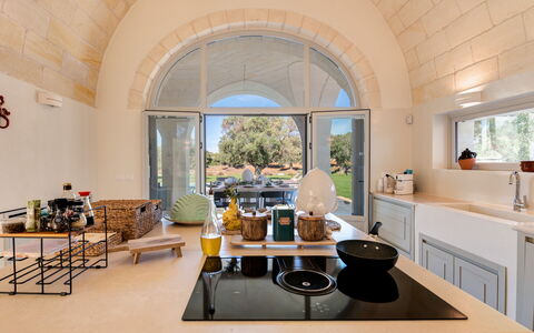 Tenuta Palù: Table, Furniture, Building, Plant, Interior Design, Window, Houseplant, Wood, Living Room, Flooring